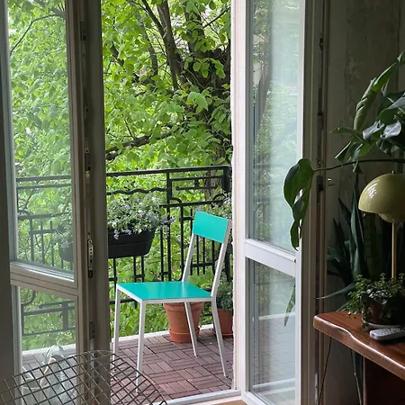 Authentic Old Town Apartamento *