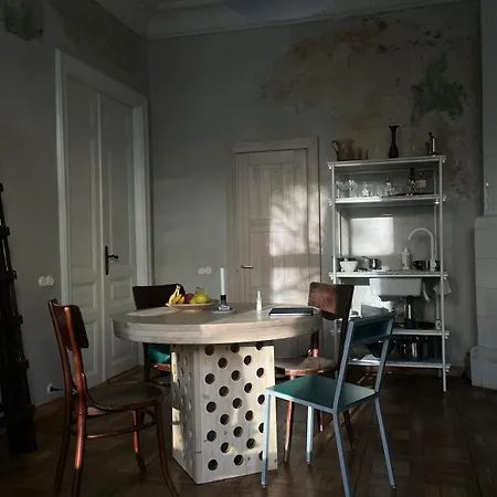 Authentic Old Town Apartamento Vilna